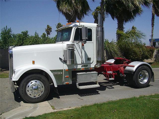 2002 FREIGHTLINER FLD13264T-CLASSIC XL Madera California Photo #0093624A