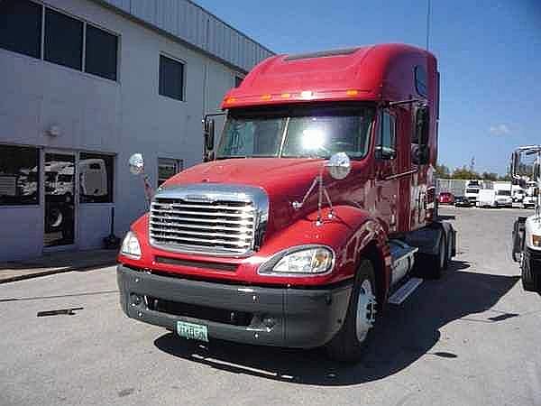 2005 FREIGHTLINER CL12064ST-COLUMBIA 120 Indianapolis Indiana Photo #0093640A