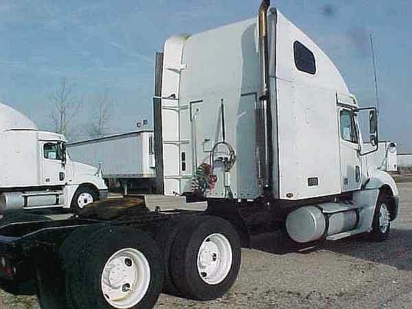 2005 FREIGHTLINER CL12064ST-COLUMBIA 120 Indianapolis Indiana Photo #0093660A