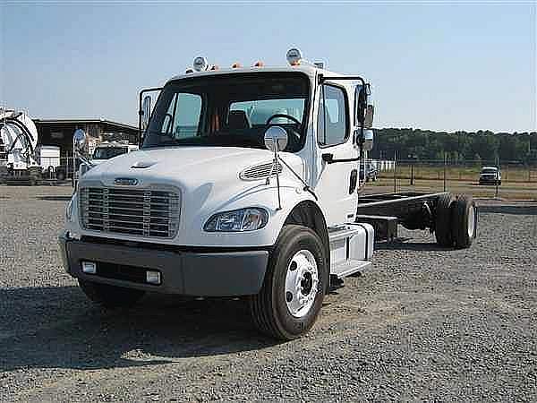 2007 FREIGHTLINER BUSINESS CLASS M2 106 North Little Rock Arkansas Photo #0093721A