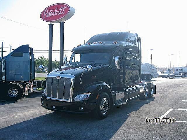 2012 PETERBILT 587 Tampa Florida Photo #0093897A