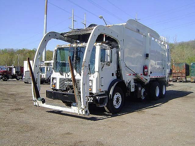 2007 MACK MR686S Cleveland Ohio Photo #0094006A