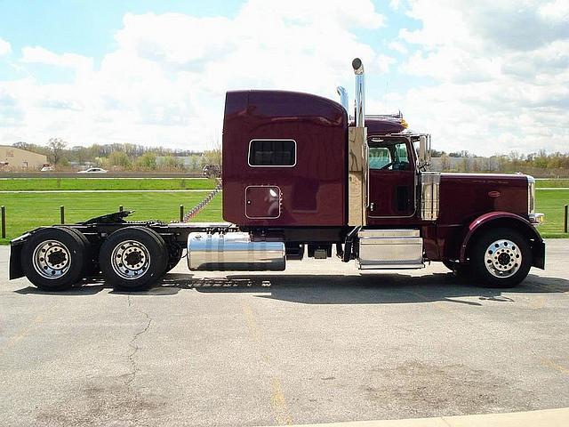 2012 PETERBILT 389 Portage Indiana Photo #0094047A