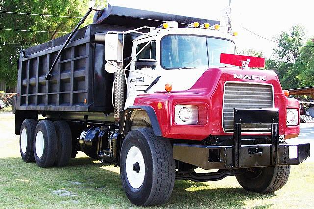 1998 MACK DM690S Ocala Florida Photo #0094130A