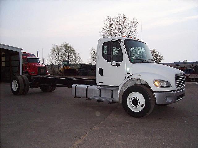 2006 FREIGHTLINER BUSINESS CLASS M2 106 Harris Minnesota Photo #0094331A