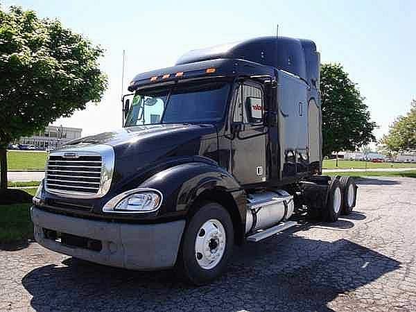 2006 FREIGHTLINER CL12064ST-COLUMBIA 120 Clarksville Indiana Photo #0094356A