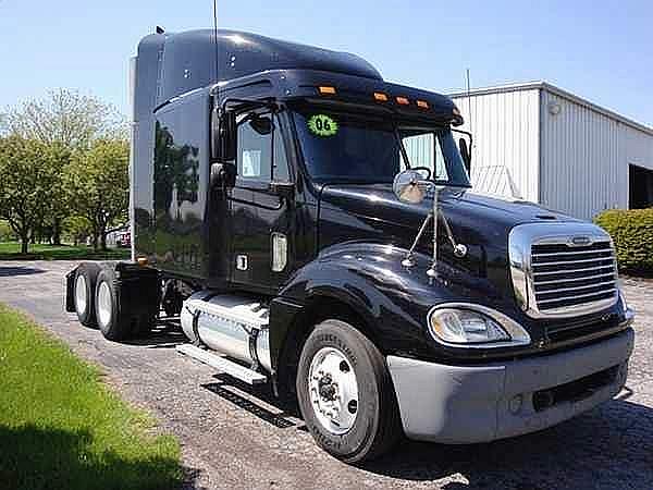 2006 FREIGHTLINER CL12064ST-COLUMBIA 120 Clarksville Indiana Photo #0094356A