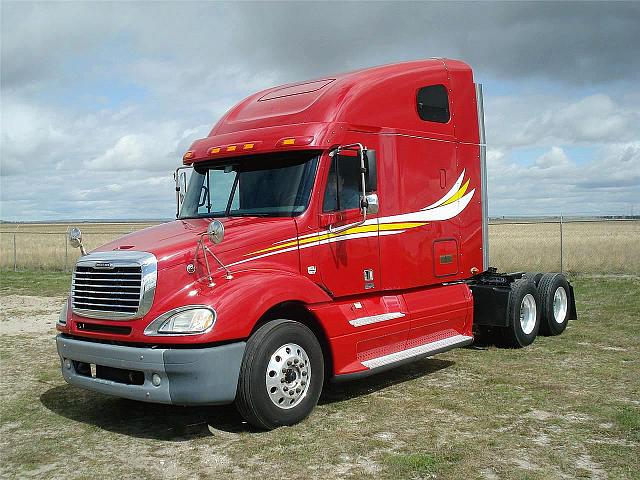 2006 FREIGHTLINER CL12064S - COLUMBIA 120 Choteau Montana Photo #0094389A