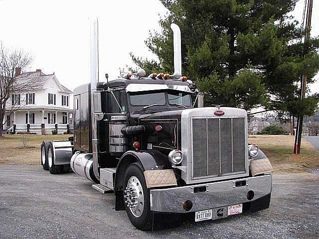 1969 PETERBILT 359 Weyers Cave Virginia Photo #0094528A