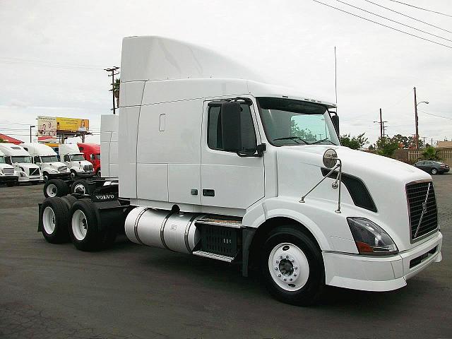 2008 VOLVO VNL64T630 Montebello California Photo #0094941A