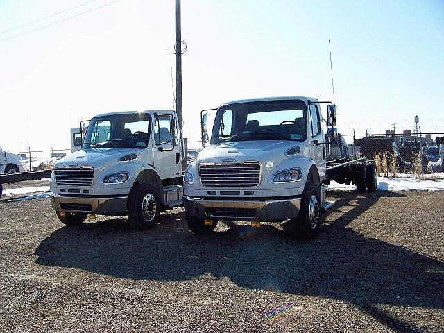 2009 FREIGHTLINER CL12064ST-COLUMBIA 120 Elkhart Indiana Photo #0095141A