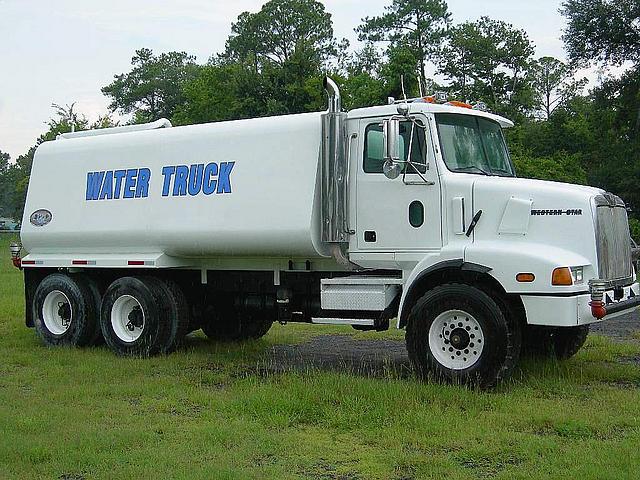 2001 WESTERN STAR 6900XD Jacksonville Florida Photo #0095281A