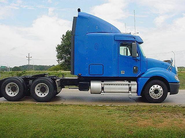 2005 FREIGHTLINER CL12064ST-COLUMBIA 120 Mt Vernon Illinois Photo #0095422A