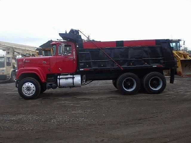 1980 MACK SUPERLINER RW713 Brookhaven New York Photo #0095650A