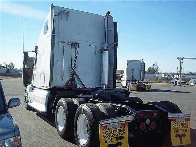 2006 FREIGHTLINER CL12064ST-COLUMBIA 120 Fontana California Photo #0095653A