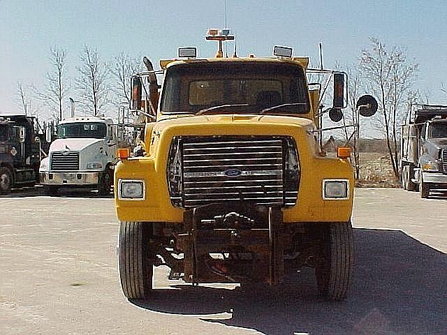 1992 FORD L8000 East St Paul Photo #0095706A