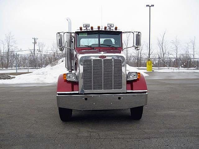 2012 PETERBILT 365 Bolingbrook Illinois Photo #0095738A