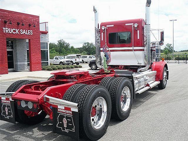 2011 KENWORTH W900L Madison Alabama Photo #0095740A