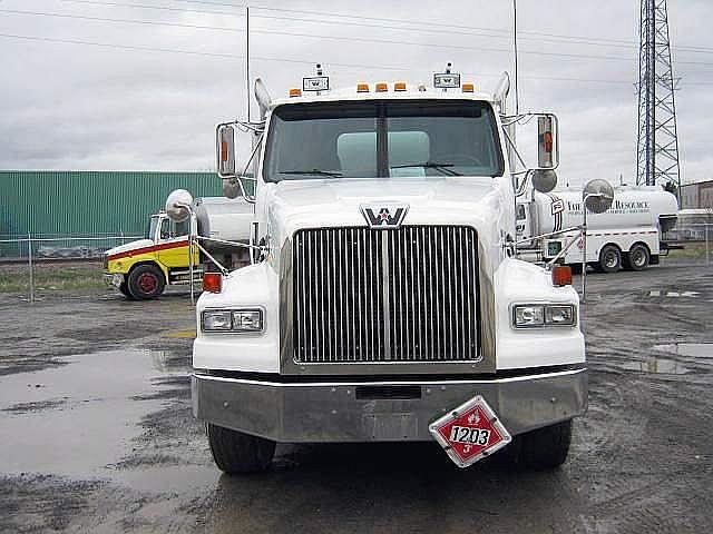 2004 WESTERN STAR 4900 Ogdensburg New York Photo #0095797A