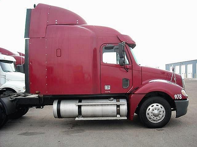 2007 FREIGHTLINER CL12064ST-COLUMBIA 120 Sioux Falls South Dakota Photo #0095879A