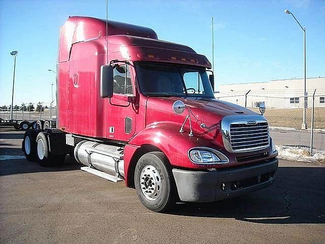 2007 FREIGHTLINER CL12064ST-COLUMBIA 120 Sioux Falls South Dakota Photo #0095879A