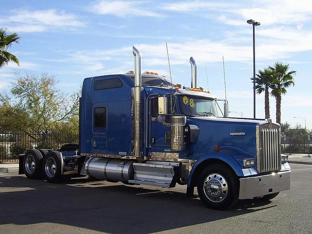 2008 KENWORTH W900L Tucson Arizona Photo #0095894A