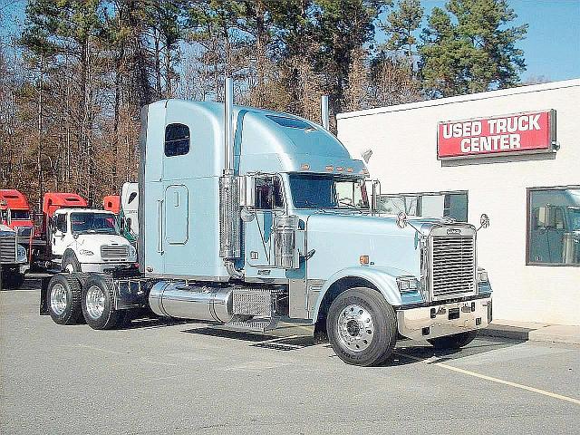 2007 FREIGHTLINER FLD13264T-CLASSIC XL Weyers Cave Virginia Photo #0096449A