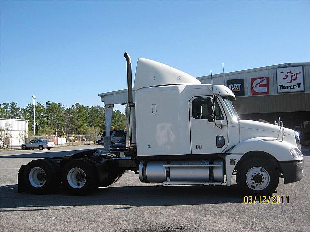 2006 FREIGHTLINER CL12042ST-COLUMBIA 120 Charleston South Carolina Photo #0097111A