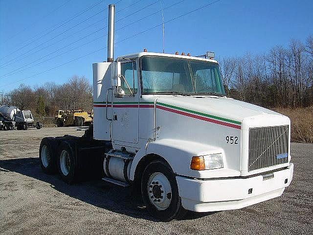 1988 WHITE/GMC WCA64T mi Photo #0097462A