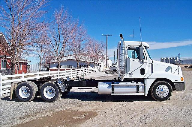 2005 FREIGHTLINER C12064ST-CENTURY 120 Conrad Montana Photo #0097486A