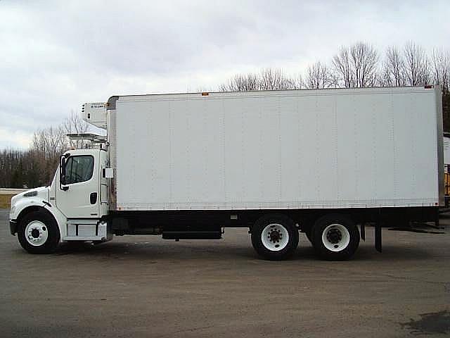 2005 FREIGHTLINER BUSINESS CLASS M2 106 Sebewaing Michigan Photo #0097668A