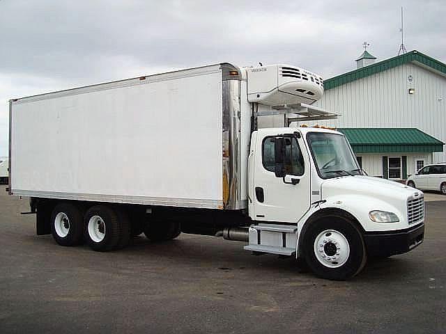 2005 FREIGHTLINER BUSINESS CLASS M2 106 Sebewaing Michigan Photo #0097668A