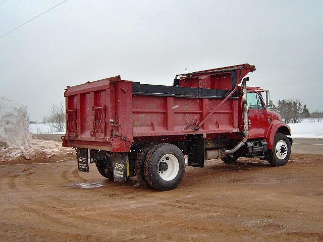 1998 INTERNATIONAL 4900 Coleman Photo #0097786A