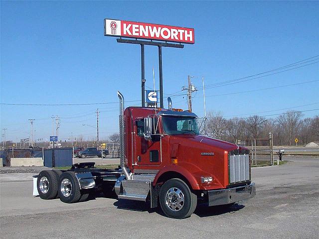 2012 KENWORTH T800 Rock Island Illinois Photo #0097860A