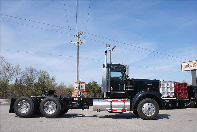 2006 KENWORTH W900B Sutherlin Virginia Photo #0098038A