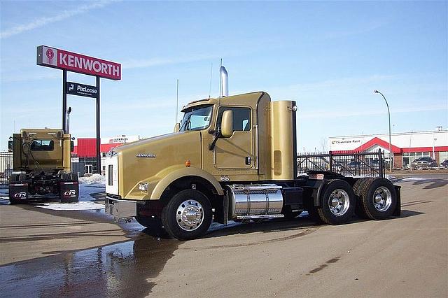 2008 KENWORTH T800 Regina Photo #0098133A