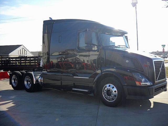 2005 VOLVO VNL64T610 Marshalltown Iowa Photo #0098296A