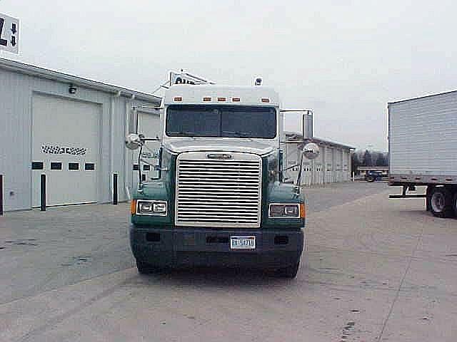 2000 FREIGHTLINER FLD12064 Fremont Indiana Photo #0098446A