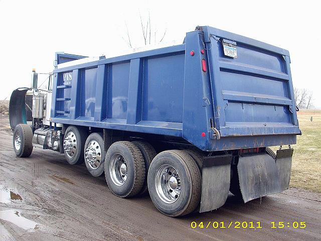 2002 PETERBILT 379 Prior Lake Minnesota Photo #0098645A