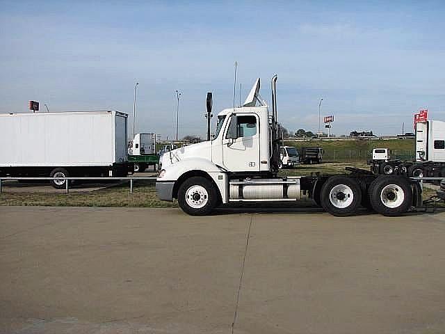 2004 FREIGHTLINER CL12064S - COLUMBIA 120 Chattanooga Tennessee Photo #0098755A