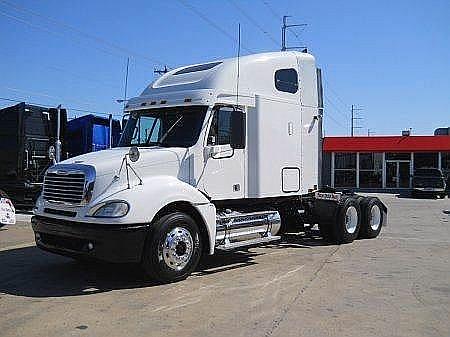 2007 FREIGHTLINER CL12064S - COLUMBIA 120 Dallas Texas Photo #0099009A