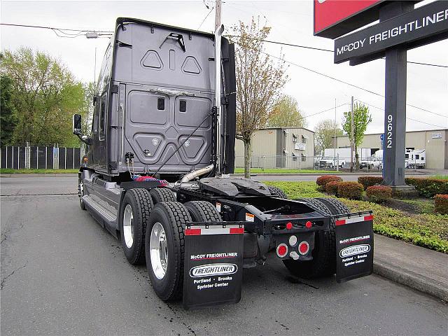 2012 FREIGHTLINER CA12564SLP - CASCADIA Portland Oregon Photo #0099396A