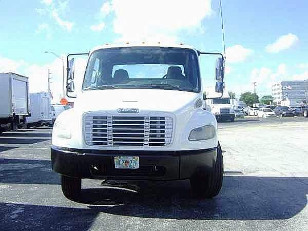 2005 FREIGHTLINER BUSINESS CLASS M2 106 Miami Florida Photo #0099772A