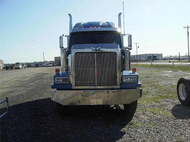 2000 WESTERN STAR 4900 North Little Rock Arkansas Photo #0099858A