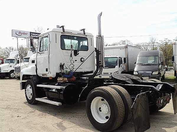 2001 MACK CH612 Warwick Rhode Island Photo #0100259A