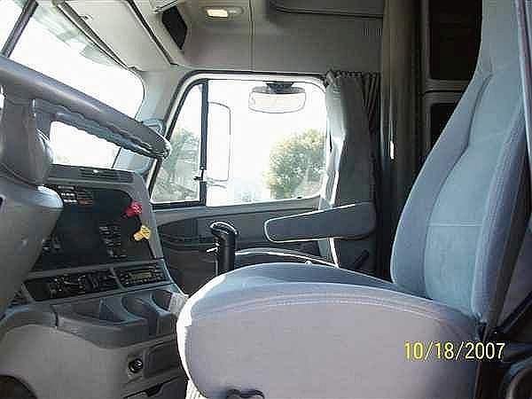 2005 FREIGHTLINER CL12064ST-COLUMBIA 120 Phoenix Arizona Photo #0100324A