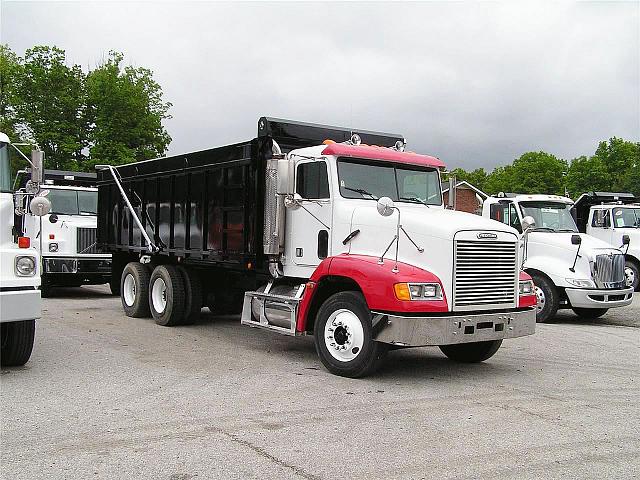 1999 FREIGHTLINER FL112 Crossville Tennessee Photo #0100555A