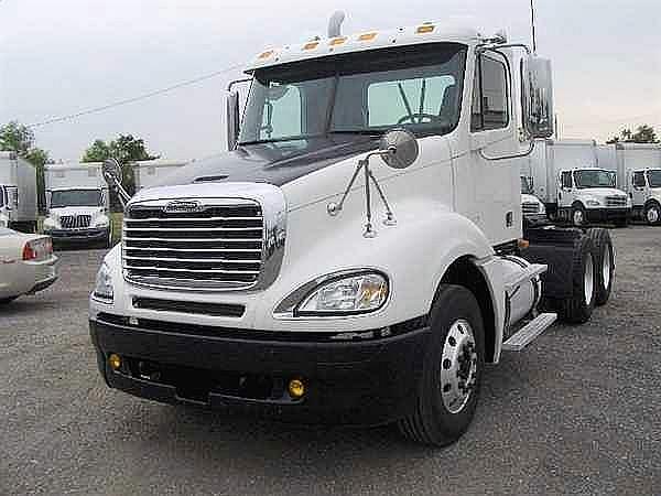 2007 FREIGHTLINER CL12064ST-COLUMBIA 120 Saint Rose Louisiana Photo #0100657A