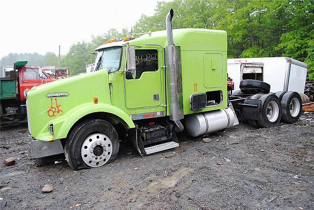 2000 KENWORTH W900L Wurtsboro New York Photo #0100726A