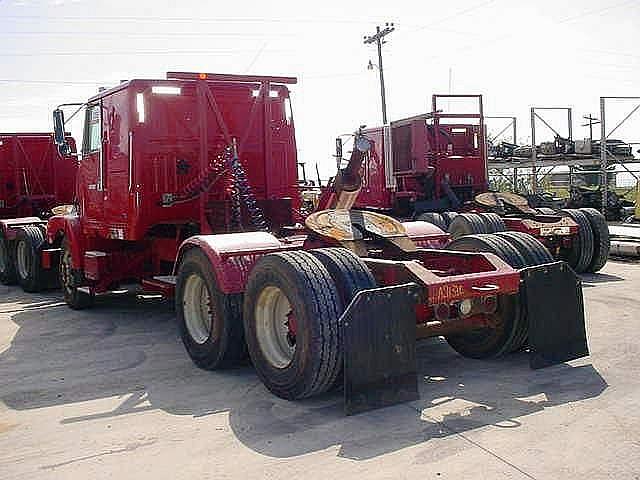 1997 VOLVO WIA64T Bowie Texas Photo #0101088A